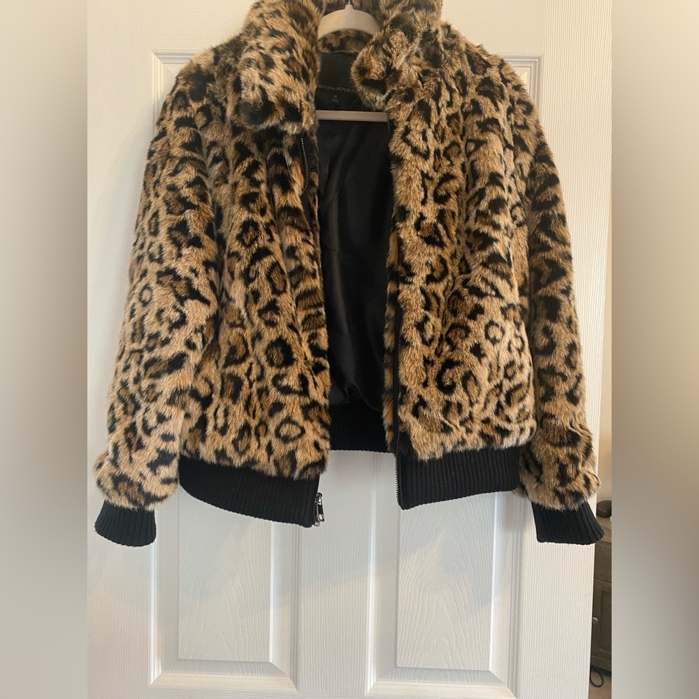 Banana Republic cheetah print faux fur Jacket